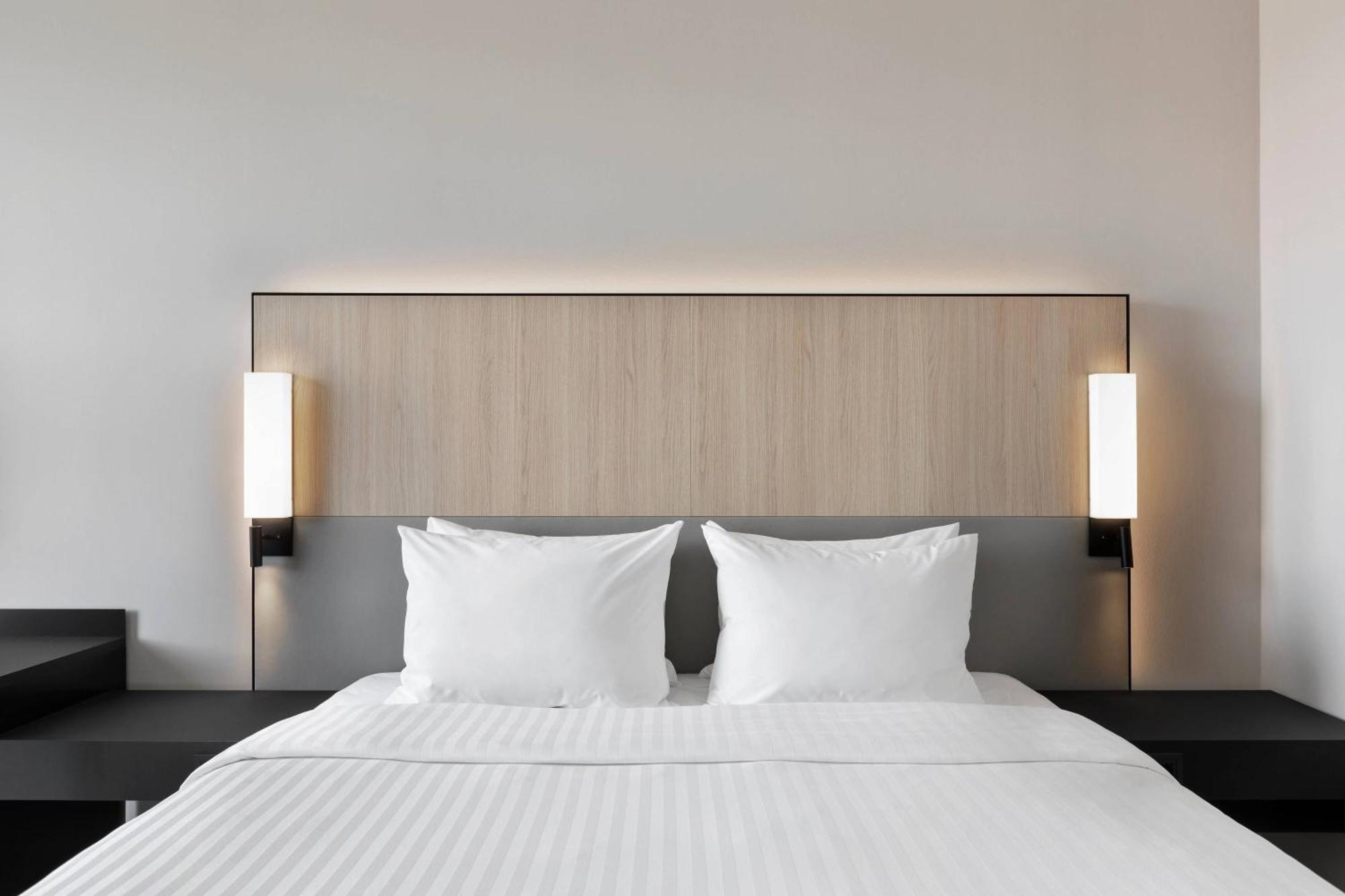 King Room,1643230747:JPEG